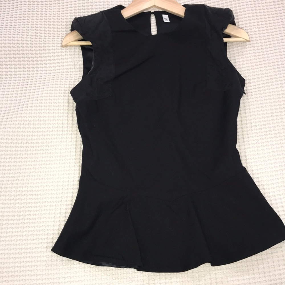 Very Vero Moda Peplum Shoulder Pad Top 36